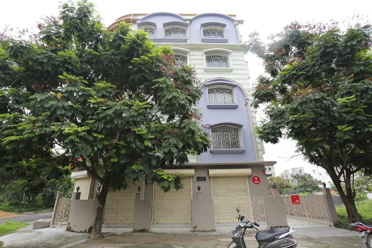 Oyo 11054 Amar Raj Guest House Kolkata Exterior photo